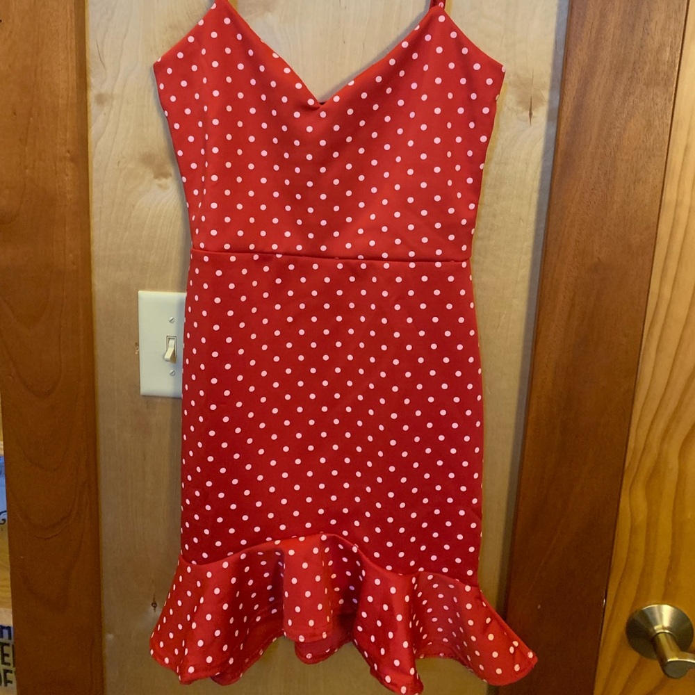 Red BooHoo polka dotted dress NWT